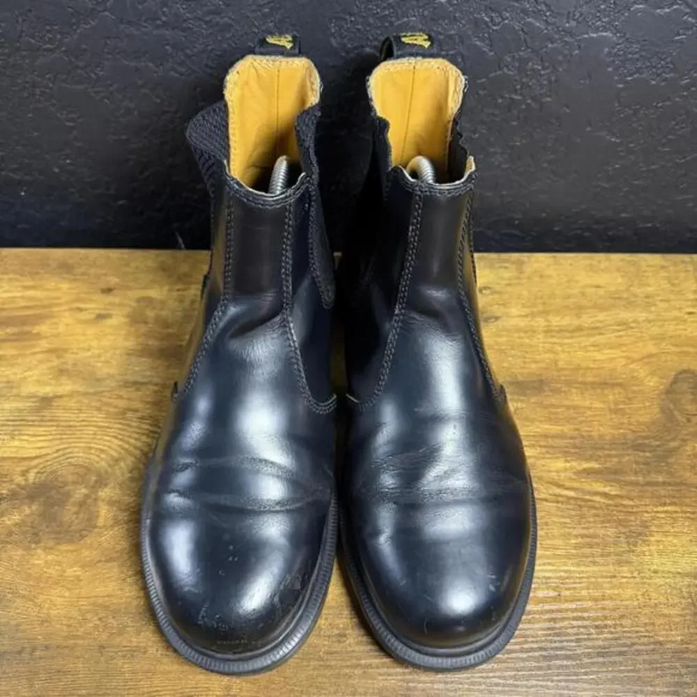 Dr. Martens 2976 11853001 Black Smooth Leather Chelsea Boots Mens 7‎ Womens 8